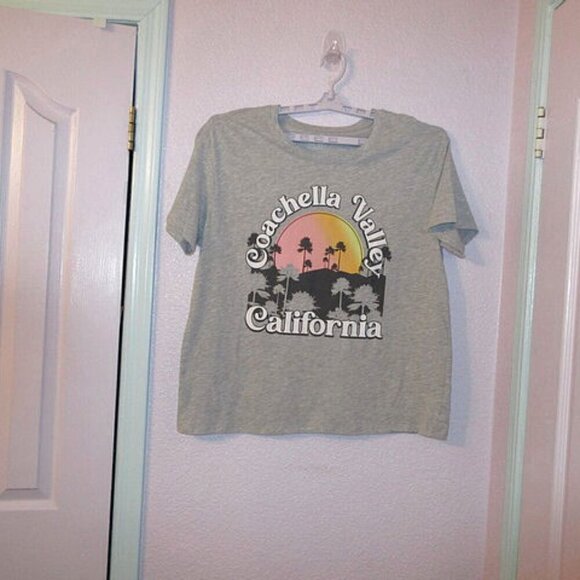 Time and Tru COACHELLA T-Shirt Size L GRAPHIC Short Sleeves BURNOUT Music CREW - Picture 1 of 5
